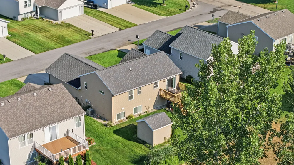 9752 Crystal Circle Zeeland, MI 49464