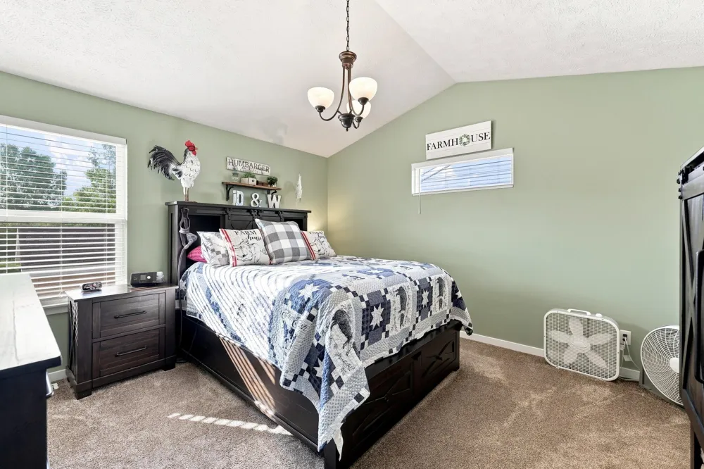 9752 Crystal Circle Zeeland, MI 49464