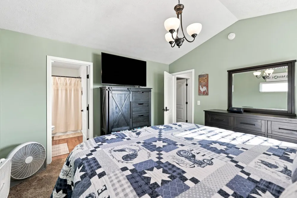 9752 Crystal Circle Zeeland, MI 49464