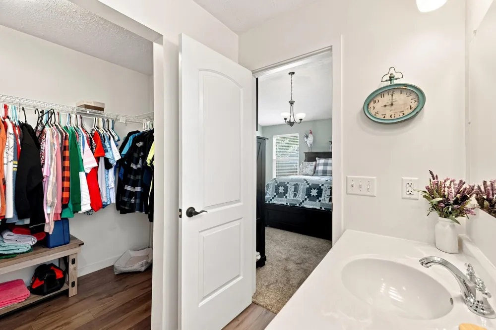9752 Crystal Circle Zeeland, MI 49464