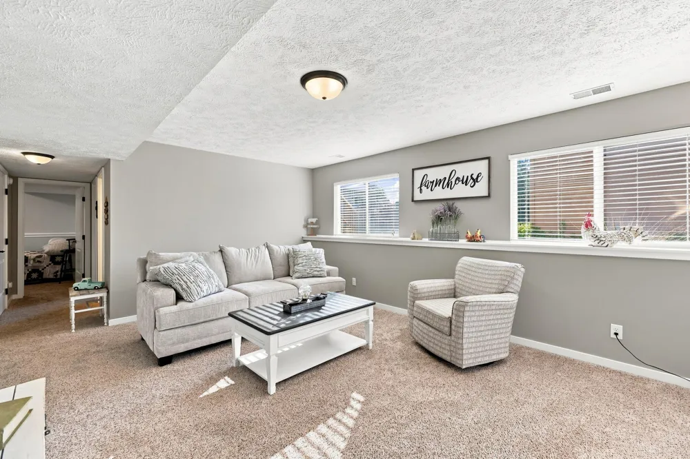9752 Crystal Circle Zeeland, MI 49464