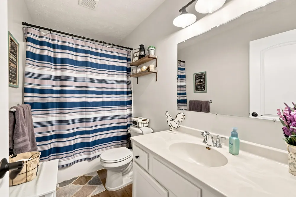 9752 Crystal Circle Zeeland, MI 49464