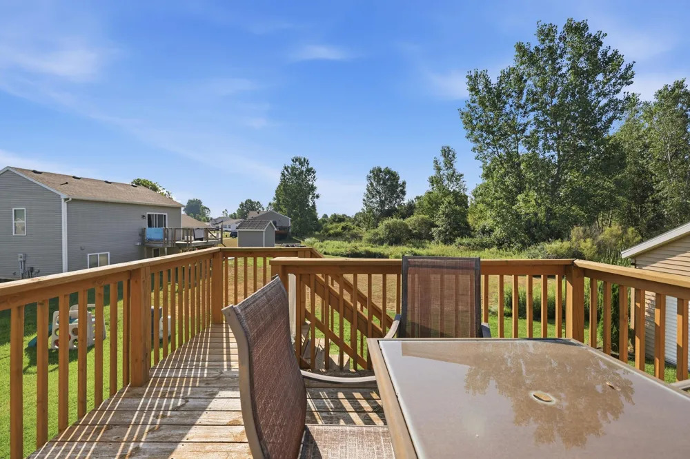 9752 Crystal Circle Zeeland, MI 49464
