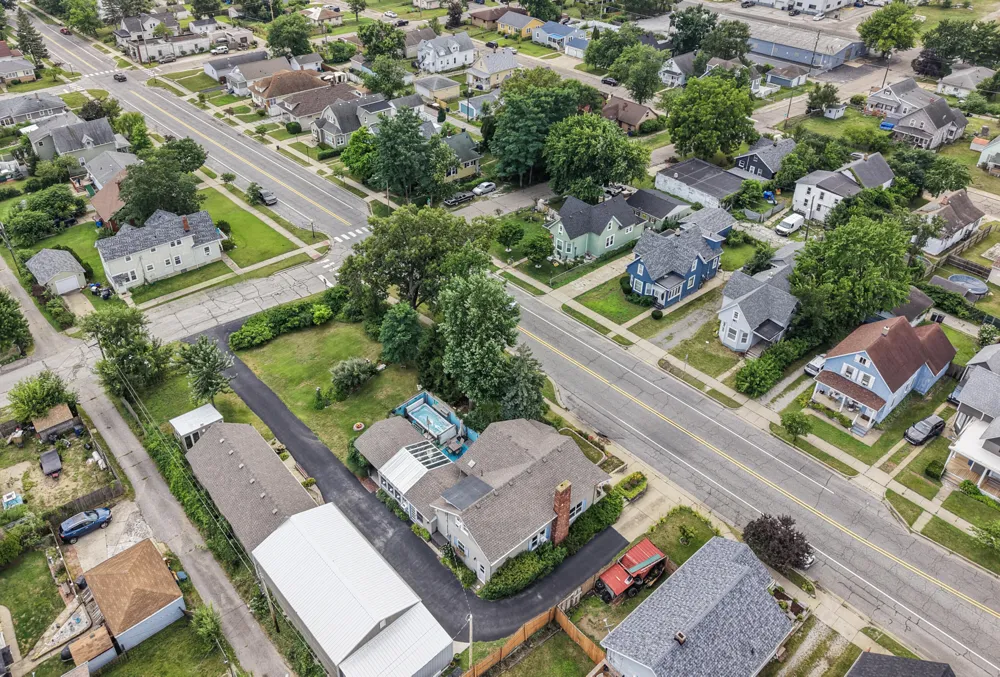 1814 Ohio Street Michigan City, IN 46360