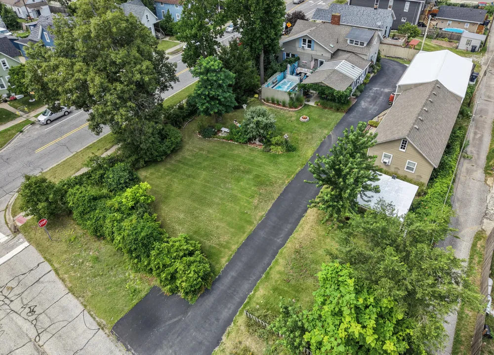 1814 Ohio Street Michigan City, IN 46360