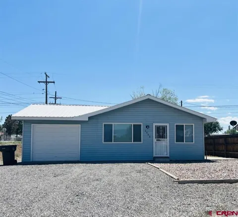 1098 Scott Circle
