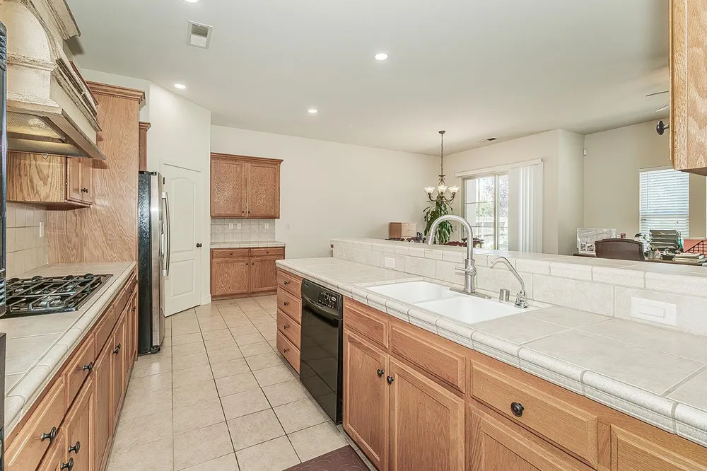 6936 W Wrenwood Lane Fresno, CA 93723