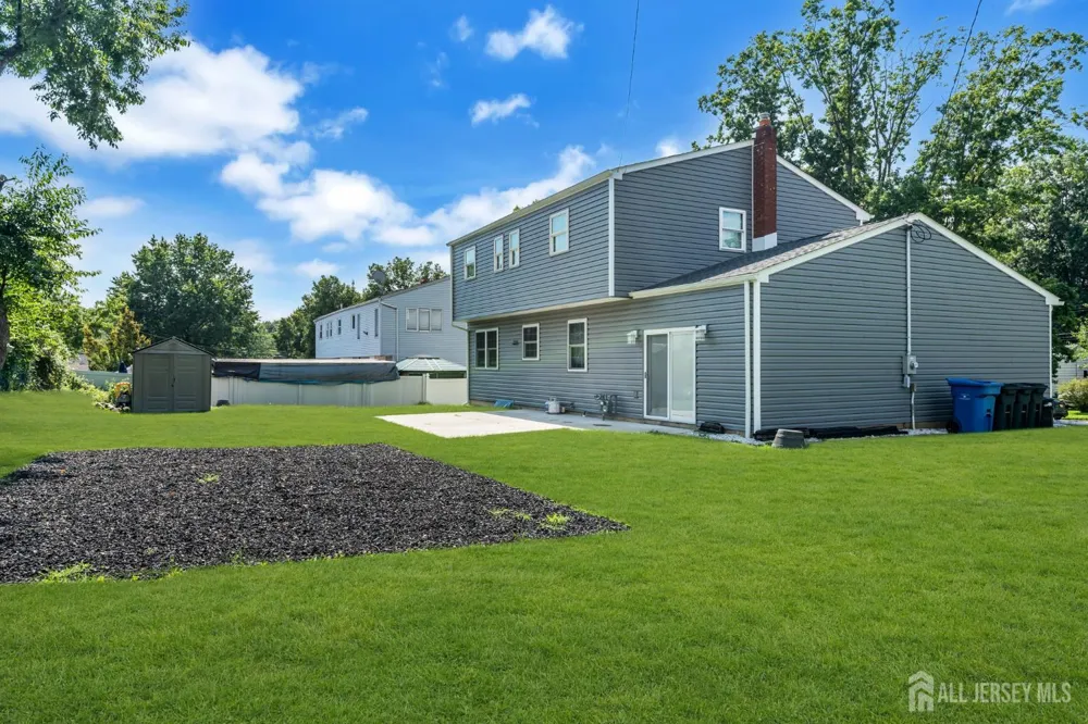 37 Janet Court Milltown, NJ 08850