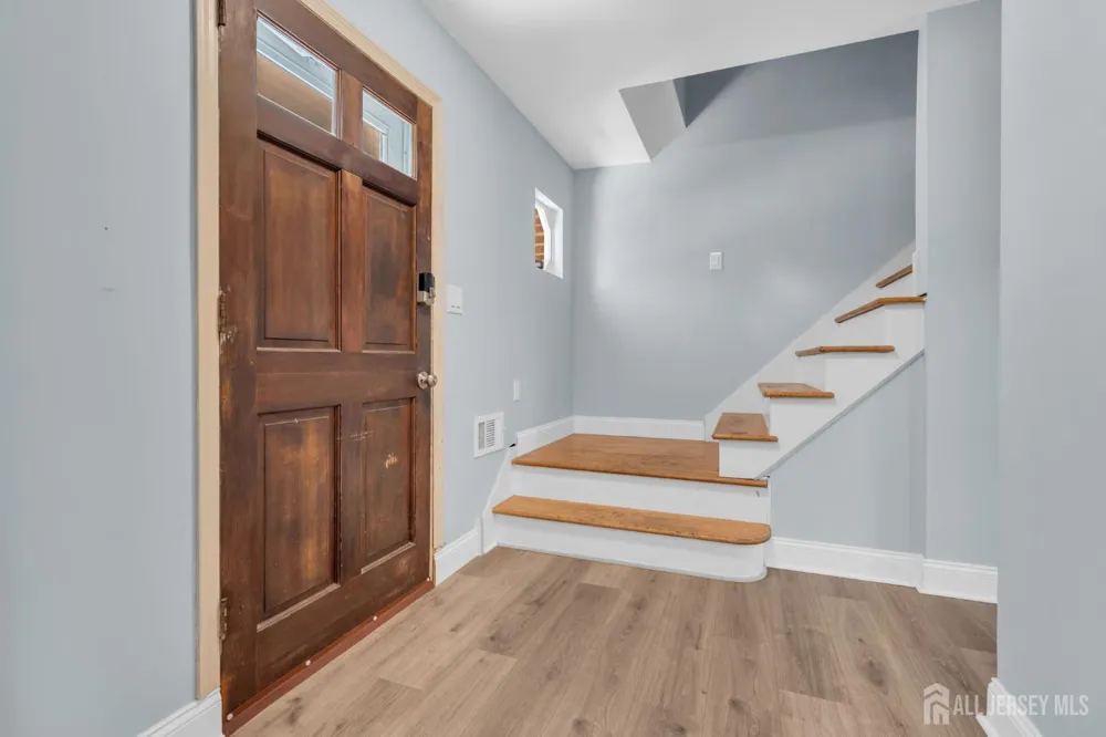37 Janet Court Milltown, NJ 08850