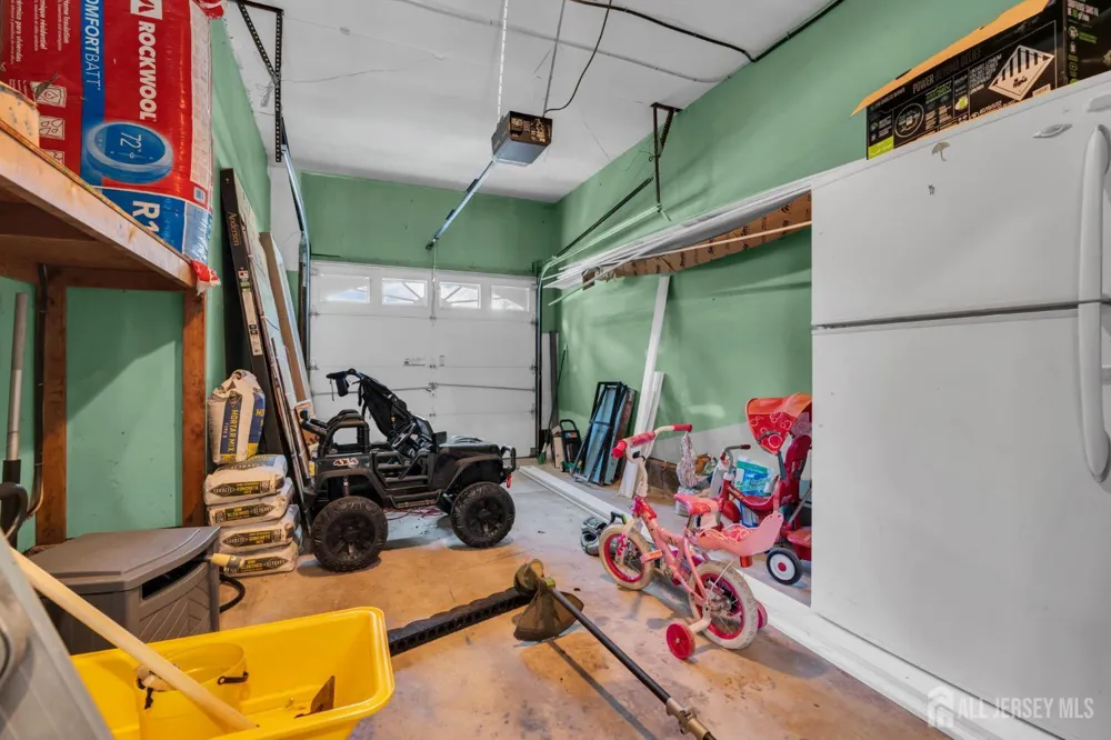 37 Janet Court Milltown, NJ 08850