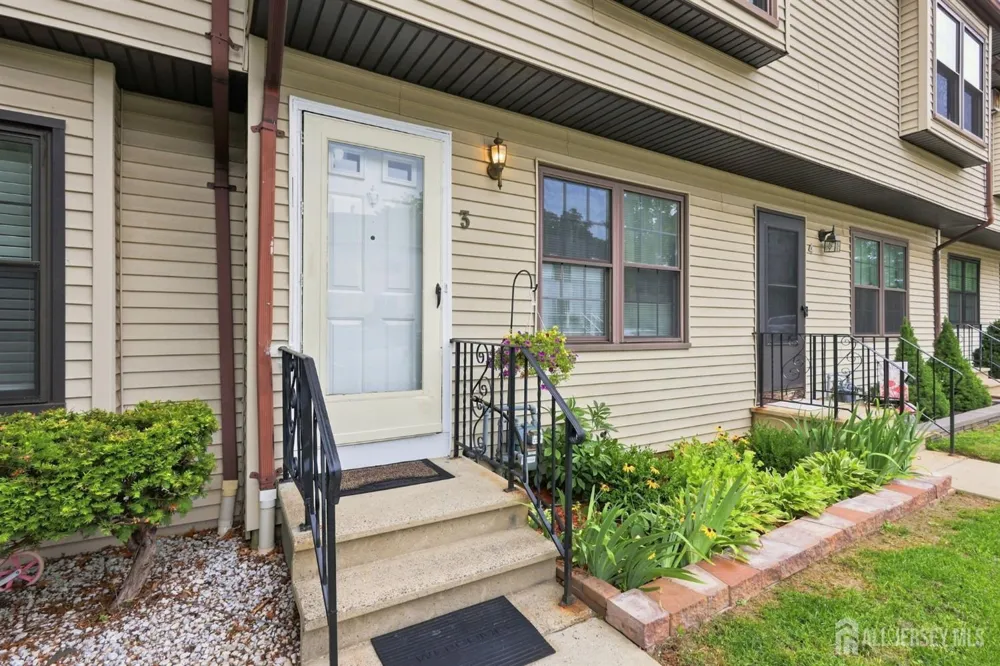 115 Willett Avenue #3A South River, NJ 08882