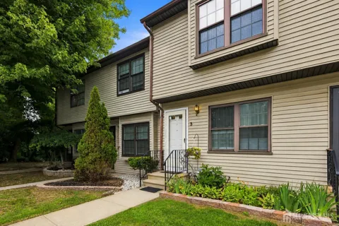 115 Willett Avenue #3A