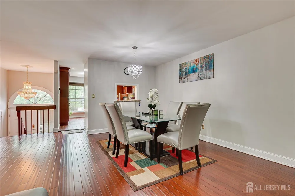 4506 Stonehedge Road Edison, NJ 08820