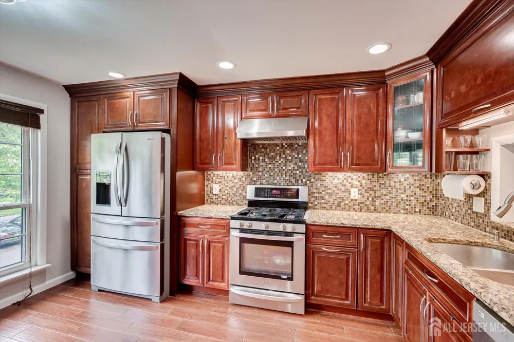 4506 Stonehedge Road Edison, NJ 08820