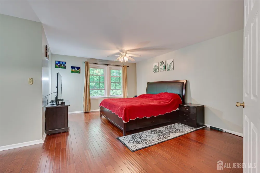 4506 Stonehedge Road Edison, NJ 08820