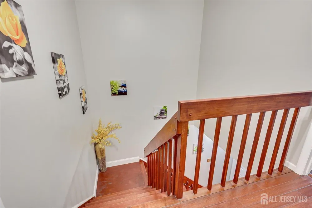 4506 Stonehedge Road Edison, NJ 08820
