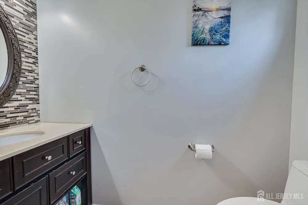 4506 Stonehedge Road Edison, NJ 08820