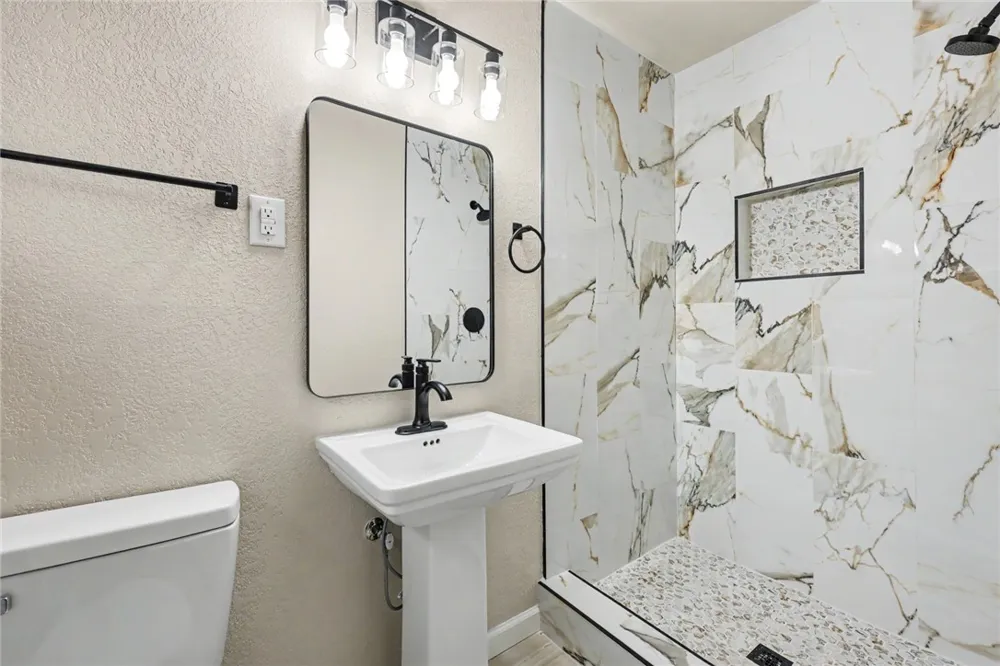 4010 Lowman Street Corpus Christi, TX 78411
