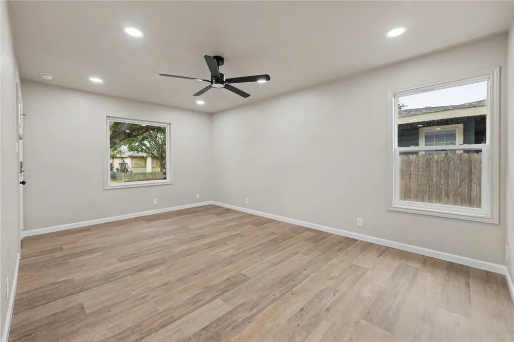 4010 Lowman Street Corpus Christi, TX 78411