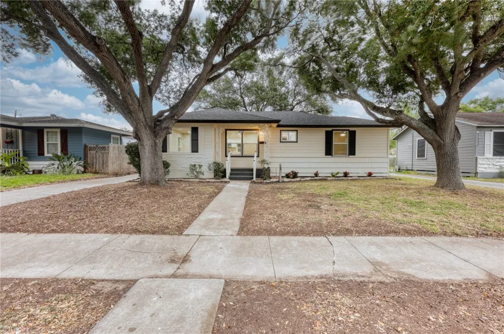 4010 Lowman Street Corpus Christi, TX 78411