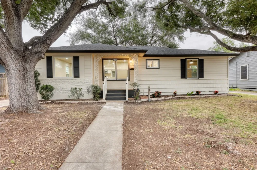 4010 Lowman Street Corpus Christi, TX 78411