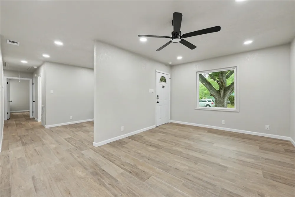 4010 Lowman Street Corpus Christi, TX 78411
