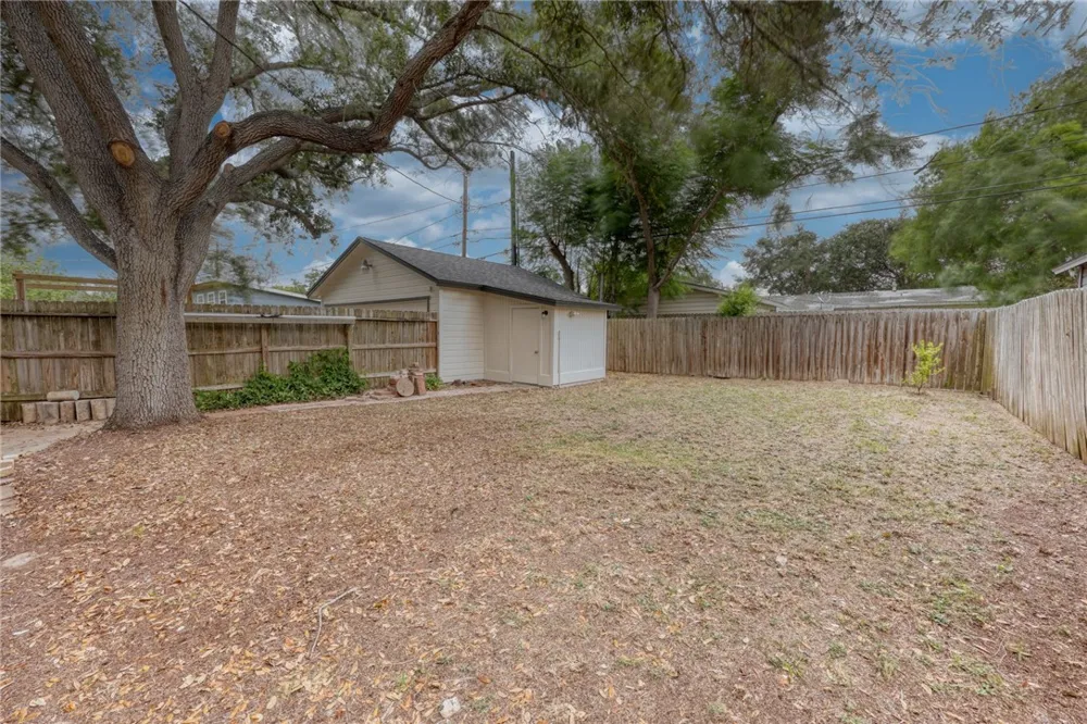 4010 Lowman Street Corpus Christi, TX 78411