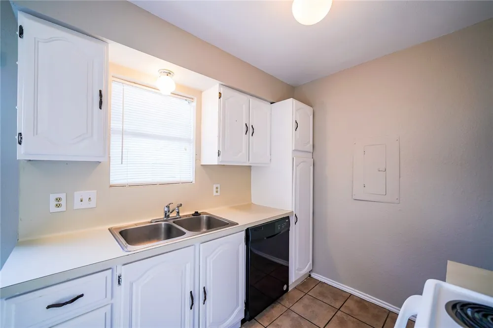 6641 Rhine Drive #A Corpus Christi, TX 78412