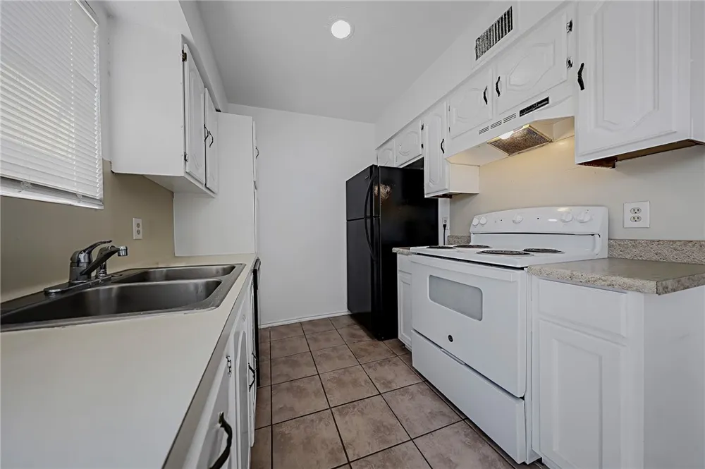 6641 Rhine Drive #A Corpus Christi, TX 78412