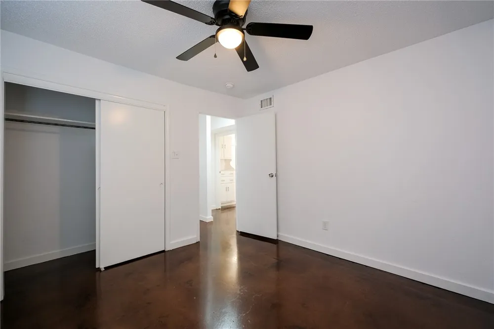 6641 Rhine Drive #B Corpus Christi, TX 78412