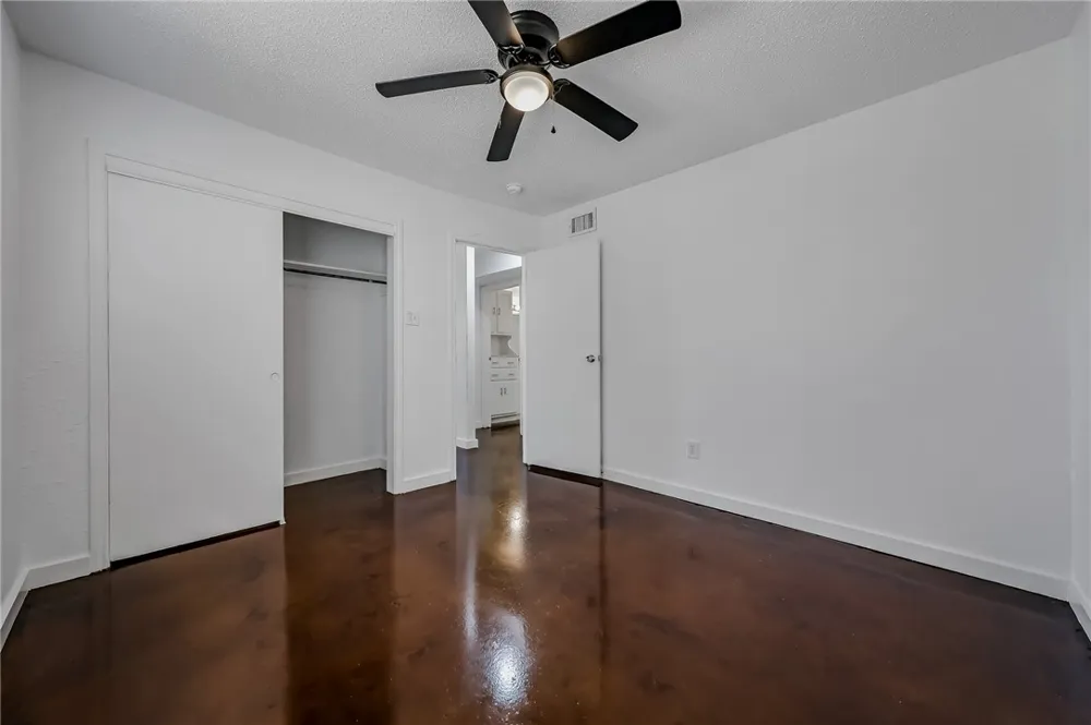 6641 Rhine Drive #B Corpus Christi, TX 78412
