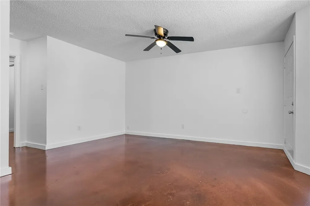 6641 Rhine Drive #B Corpus Christi, TX 78412