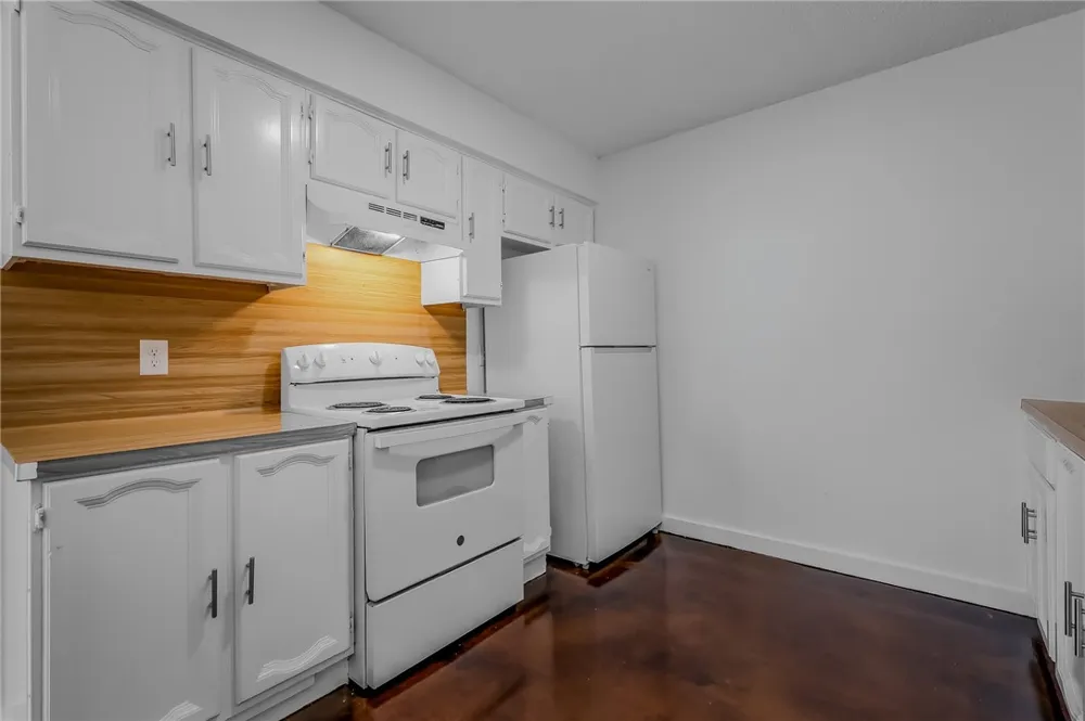 6641 Rhine Drive #B Corpus Christi, TX 78412