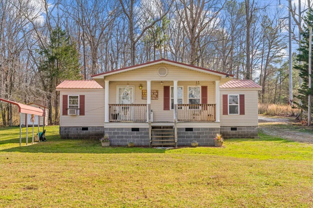 3957 Lodge Road Rocky Face, GA 30740