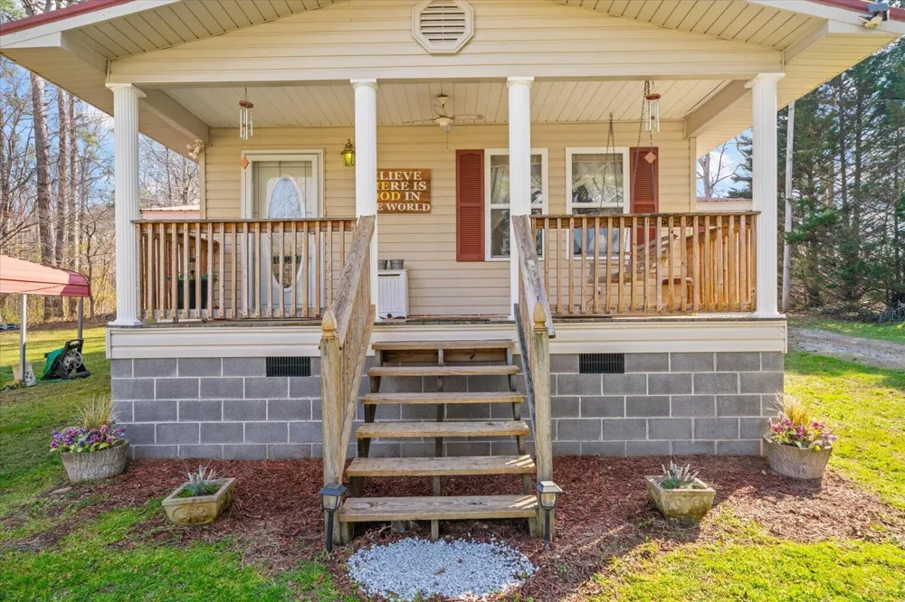 3957 Lodge Road Rocky Face, GA 30740