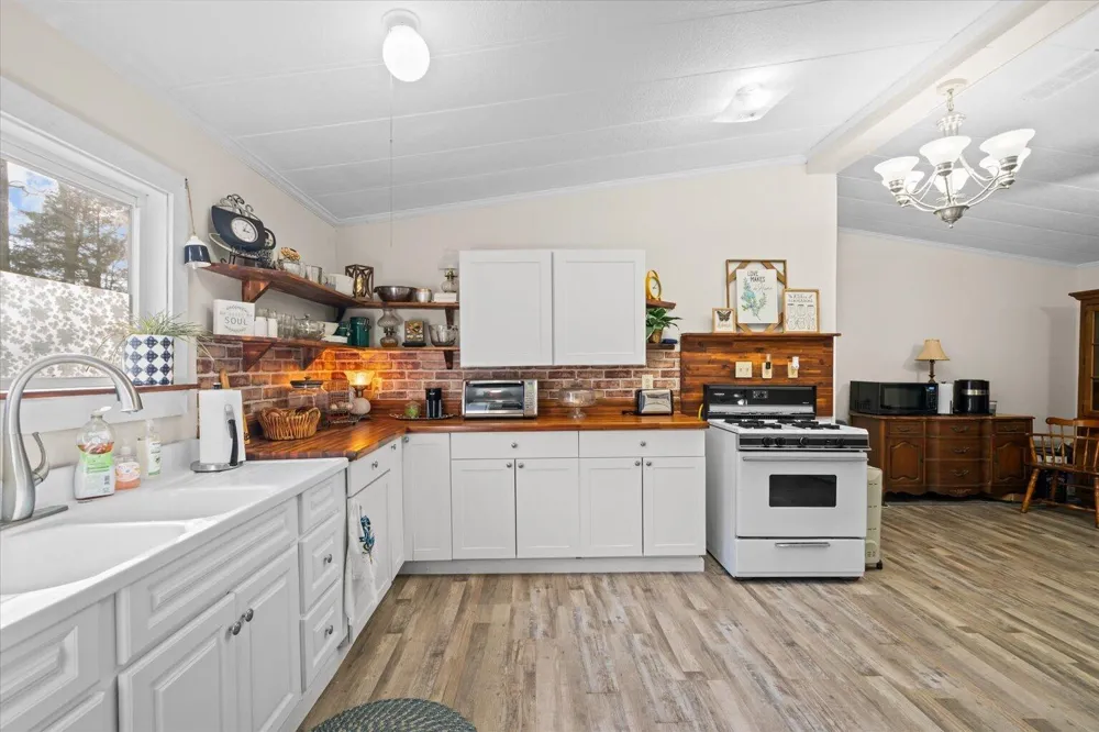 3957 Lodge Road Rocky Face, GA 30740