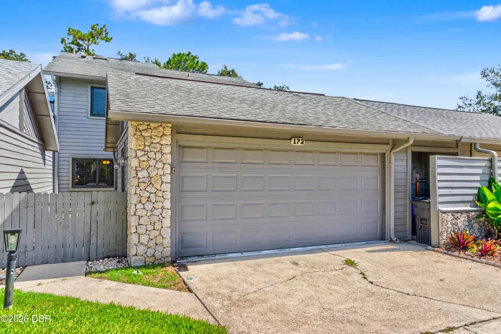 172 Deer Lake Circle Ormond Beach, FL 32174