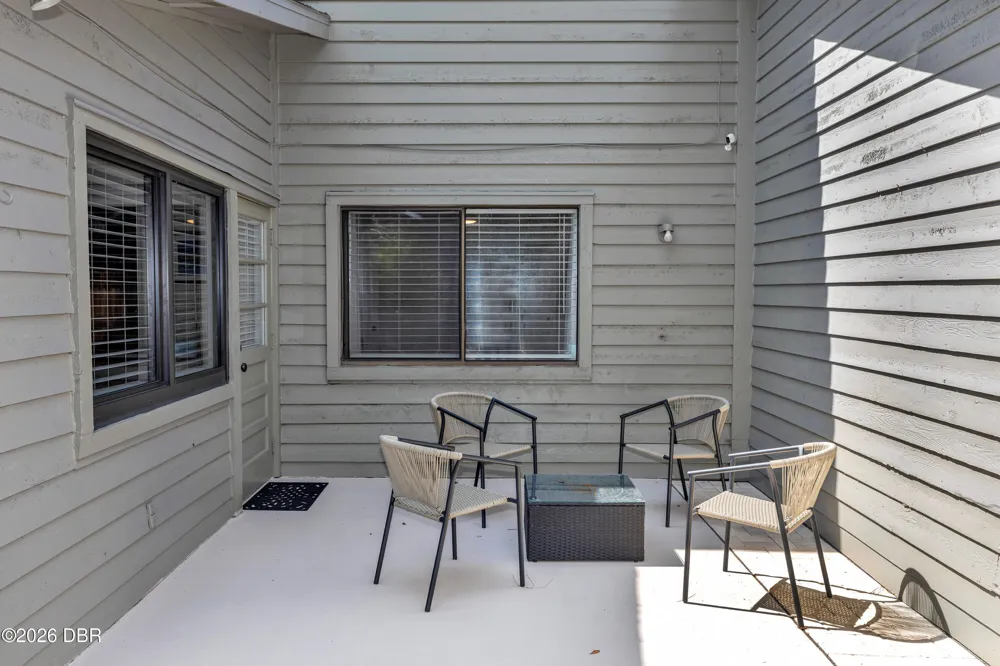 172 Deer Lake Circle Ormond Beach, FL 32174