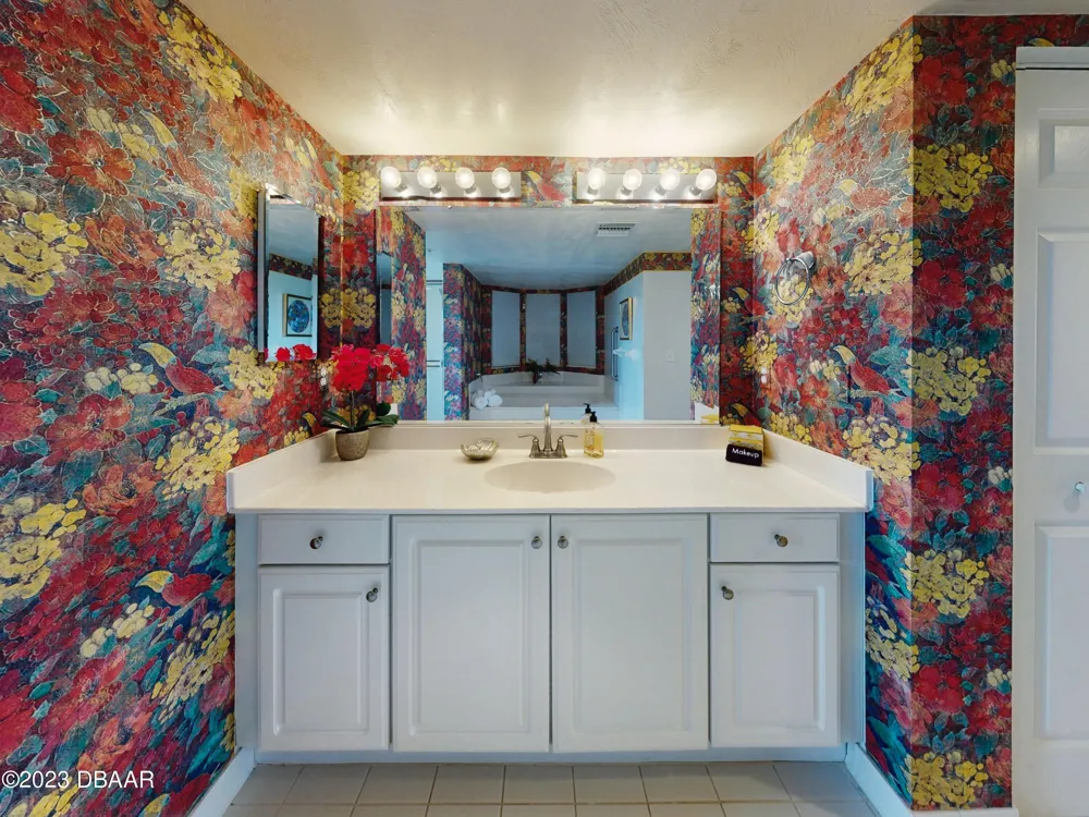 1 John Anderson Drive #PH7 Ormond Beach, FL 32176