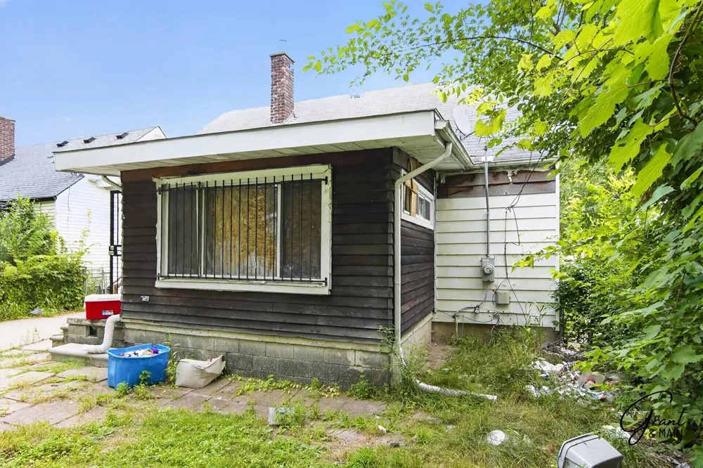 19335 Trinity Street Detroit City, MI 48219