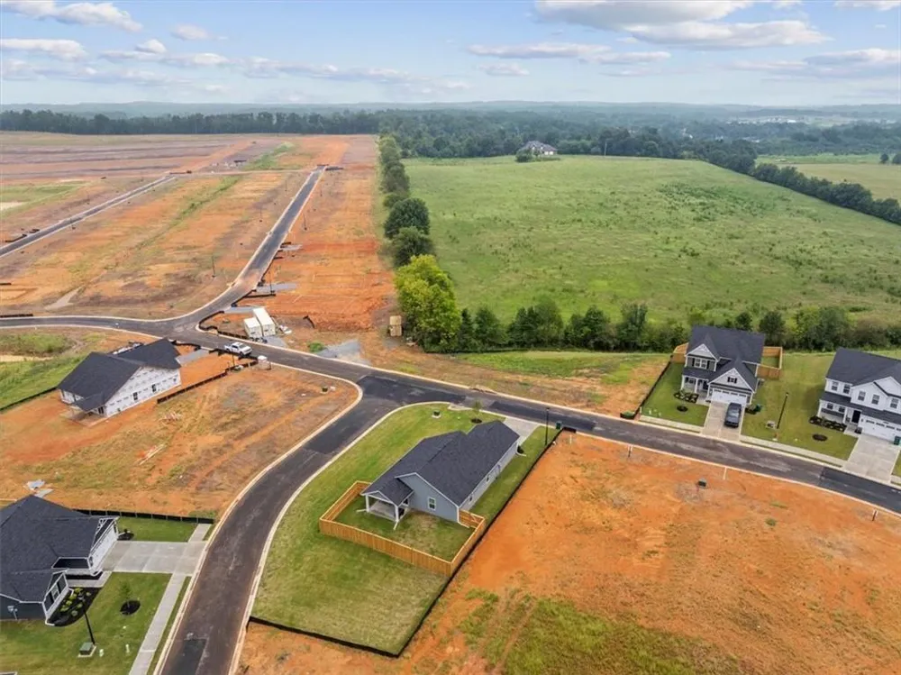 358 Oakleigh Drive Calhoun, GA 30701