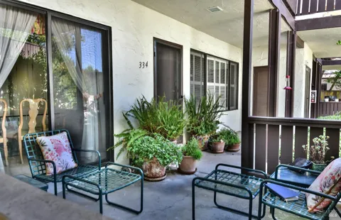 334 Las Casitas Court