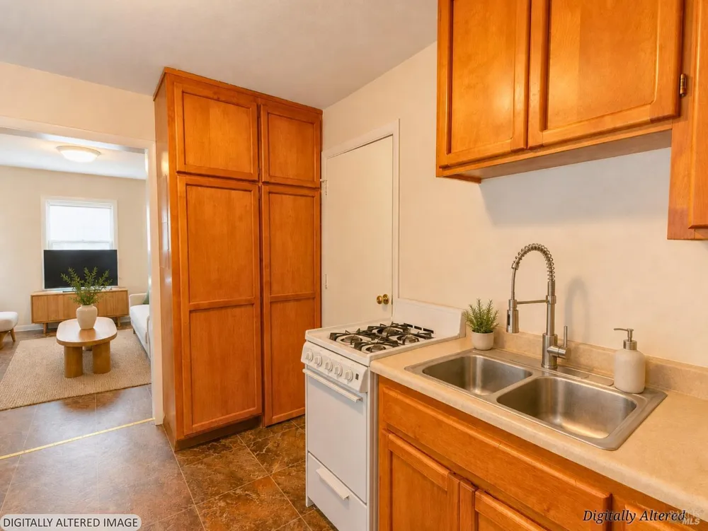 9 Page Street Cotati, CA 94931