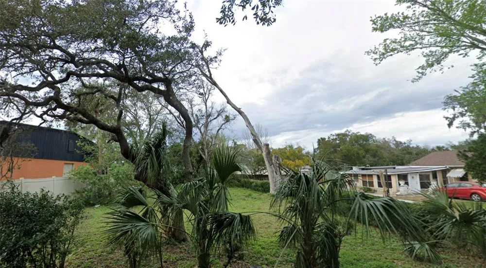 213 LINCOLN AVENUE Ormond Beach, FL 32174