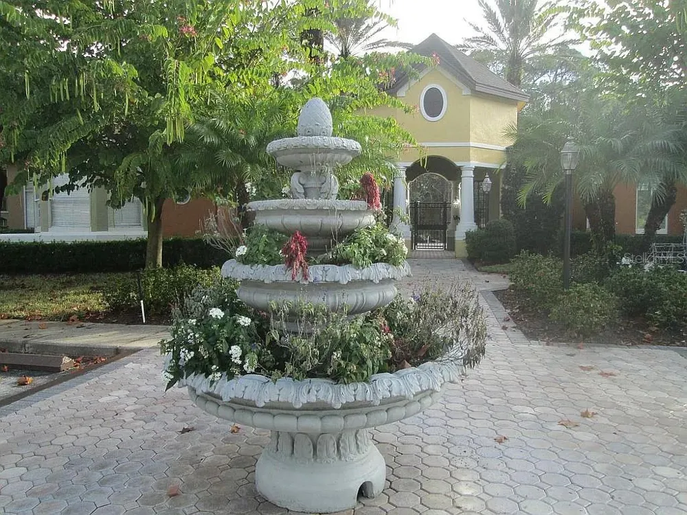 12500 CREST SPRINGS LANE #1027 Orlando, FL 32828