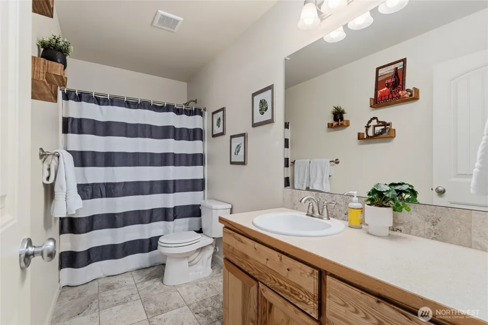 434 Wilson Street Chelan, WA 98816