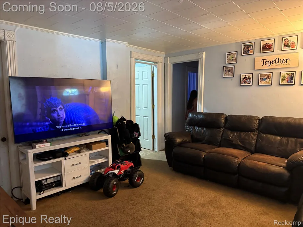402 Black Street Caro City, MI 48723
