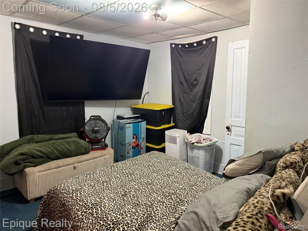 402 Black Street Caro City, MI 48723