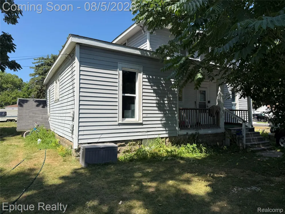 402 Black Street Caro City, MI 48723
