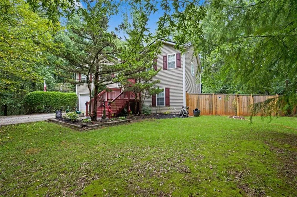 1049 Millard Farmer Road Newnan, GA 30263